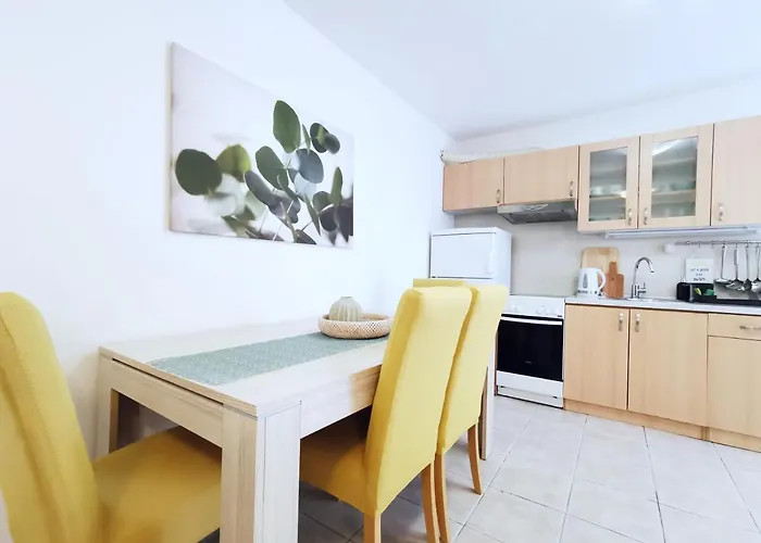 דירה By Lux ספליט